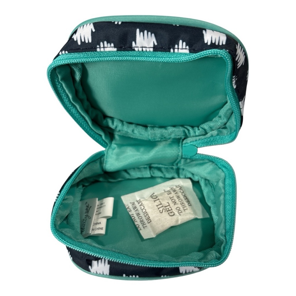 NWT Thirty-One 31 Cute Case Navy Doodle Dot Teal Gift Travel Zipper - Picture 7 of 9